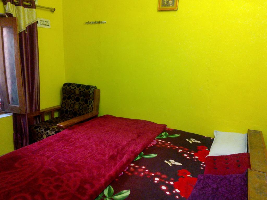 אורצ'ה Temple View Guest House מראה חיצוני תמונה